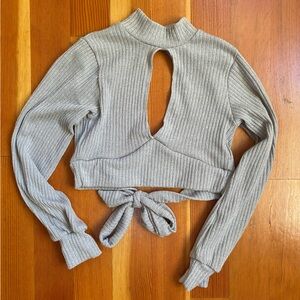 2BELLA Cut Out Long Sleeve Top